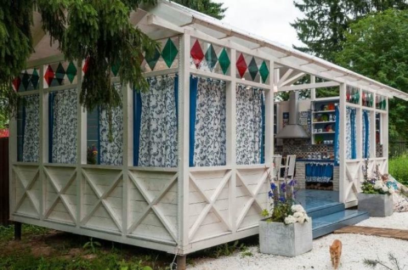 κιόσκι σε στυλ Προβηγκίας