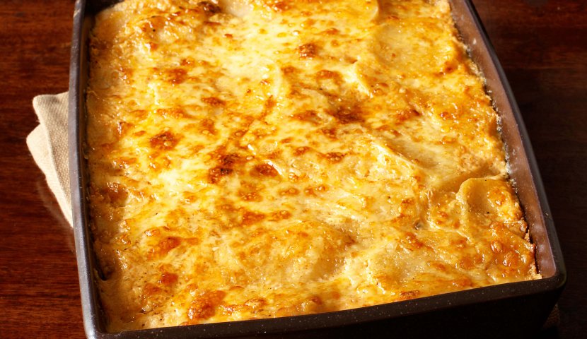 patates ile fırın tepsisine