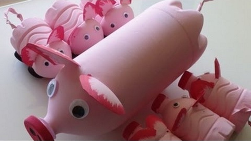 porcs d'ampolla de plàstic