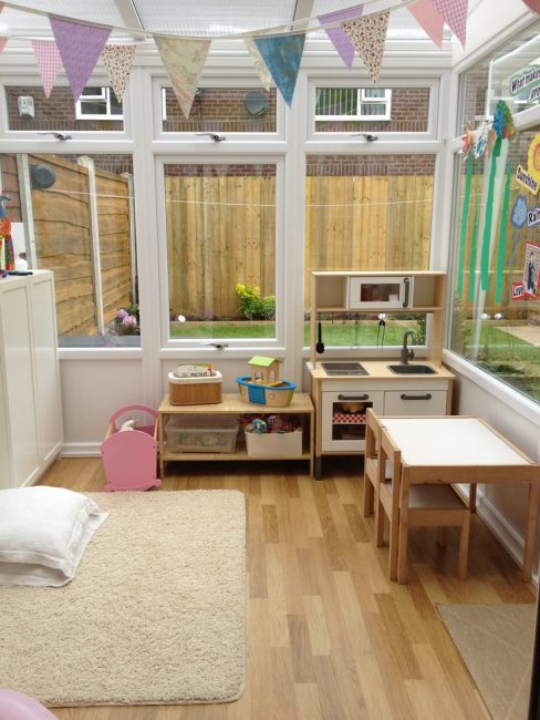 veranda como sala de juegos para niños