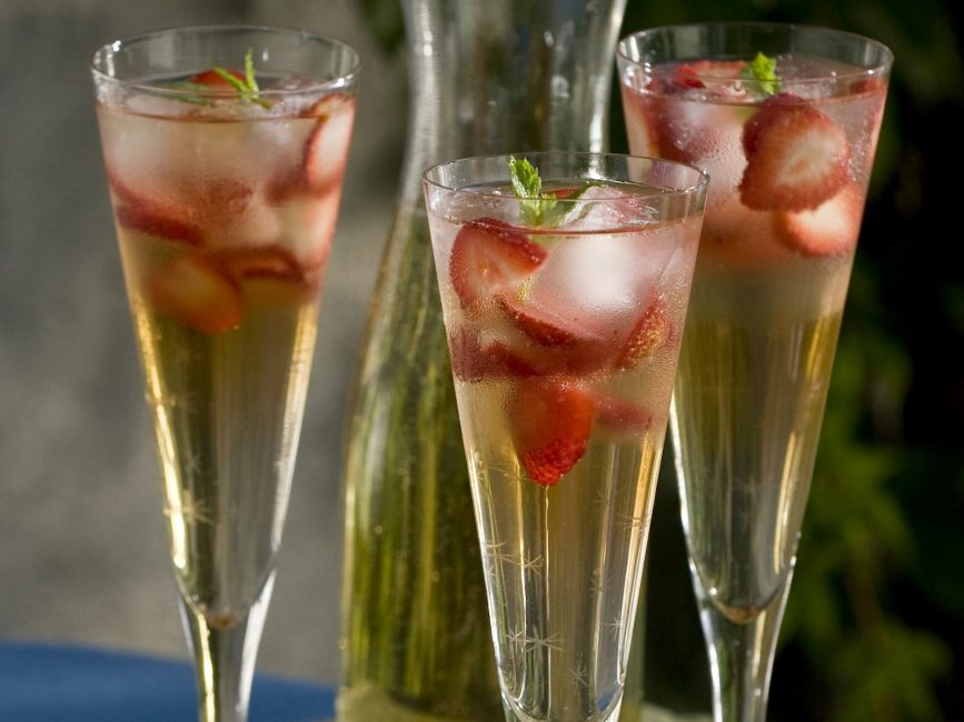 Samppanja cocktail