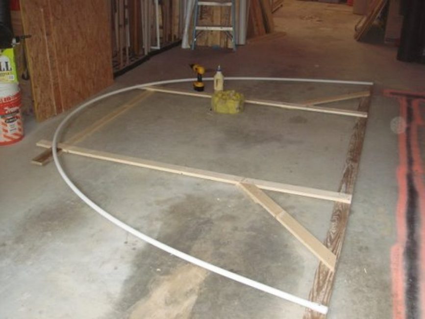 Oblouk z PVC trubky