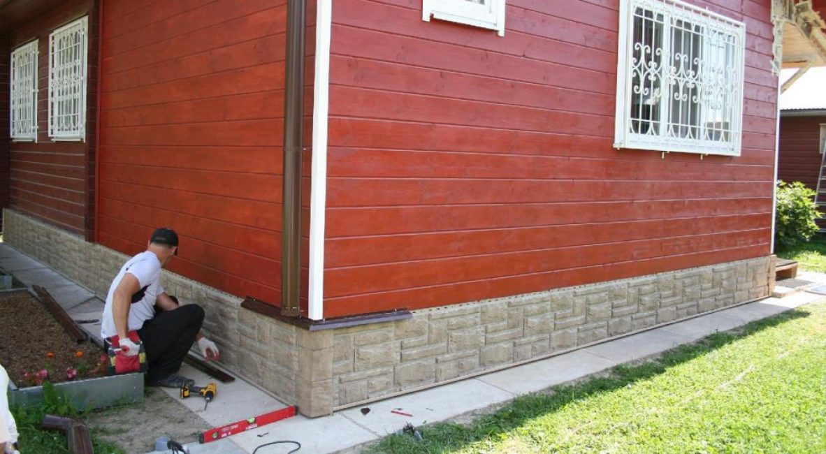 Installation av källarbeklädnad