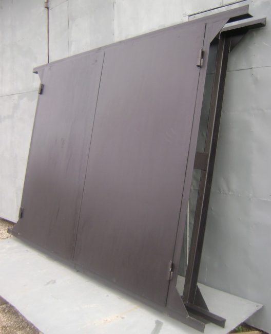 puertas batientes terminadas