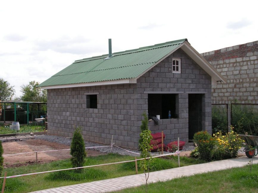cinder block byggnad