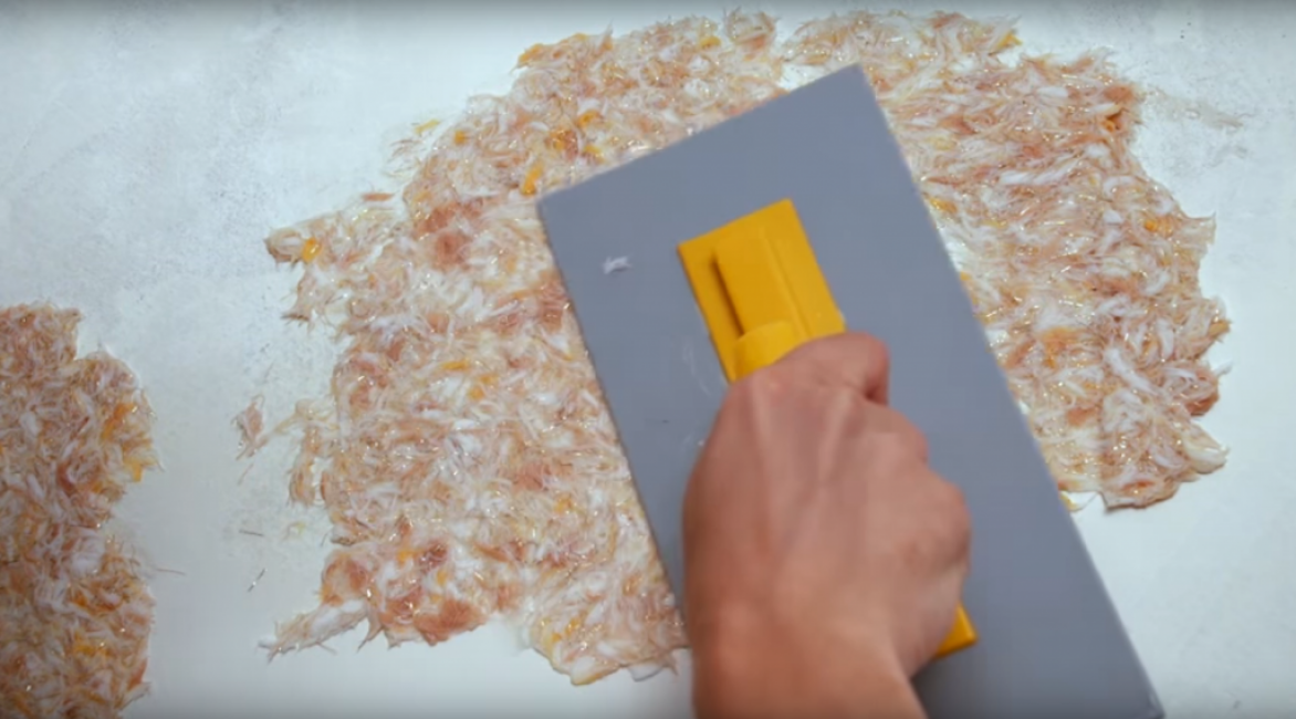 Aplicación de papel tapiz líquido