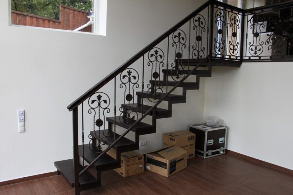 pasamano de la escalera