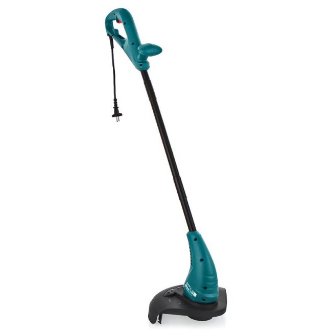 Bosch ART 26 SL - tichý, dobře vybavený stroj