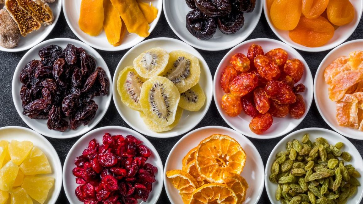frutos secos en un plato