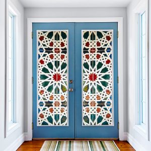 DIY dekorace dveří: 10 nejlepších způsobů, jak aktualizovat dveřní křídlo doma