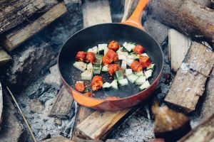 Ételek a kockán: 15 nagyon egyszerű és finom recept a szabadban való kikapcsolódáshoz