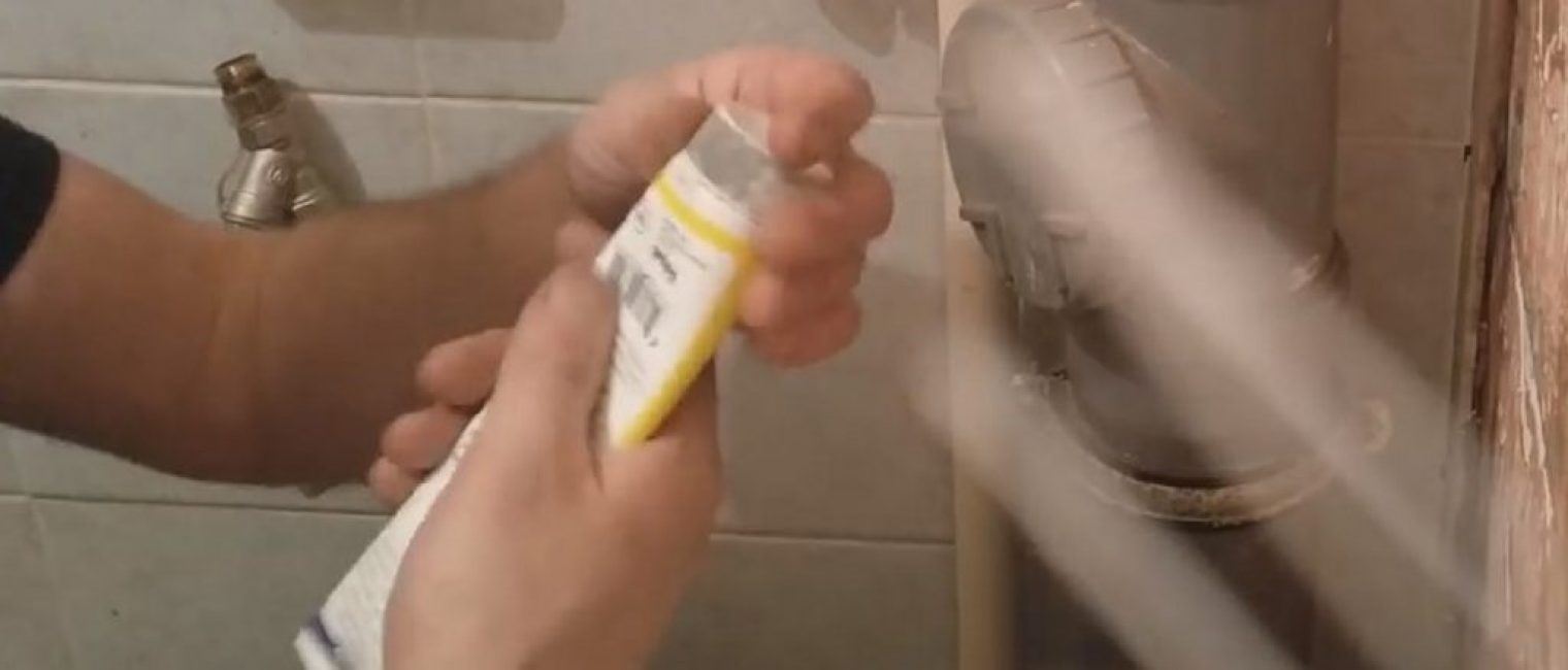 Dříve se koudel jednoduše napouštěla ​​barvou.