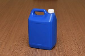 Sürekli kablolara dolanmaktan bıktınız mı? ⚡ Plastik bir kutudan uzatma kablosu için bir makara mı yapacaksınız?