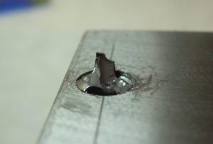 Cómo sacar un grifo roto de un agujero: la manera fácil