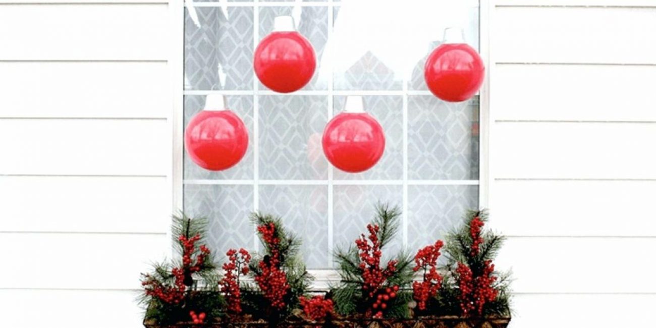 Balonlardan ve plastik balonlardan bile perdeler yapılabilir.