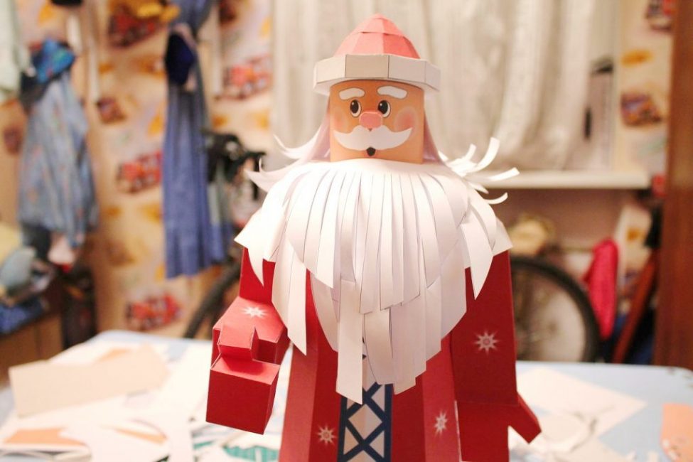 Santa Claus z papíru