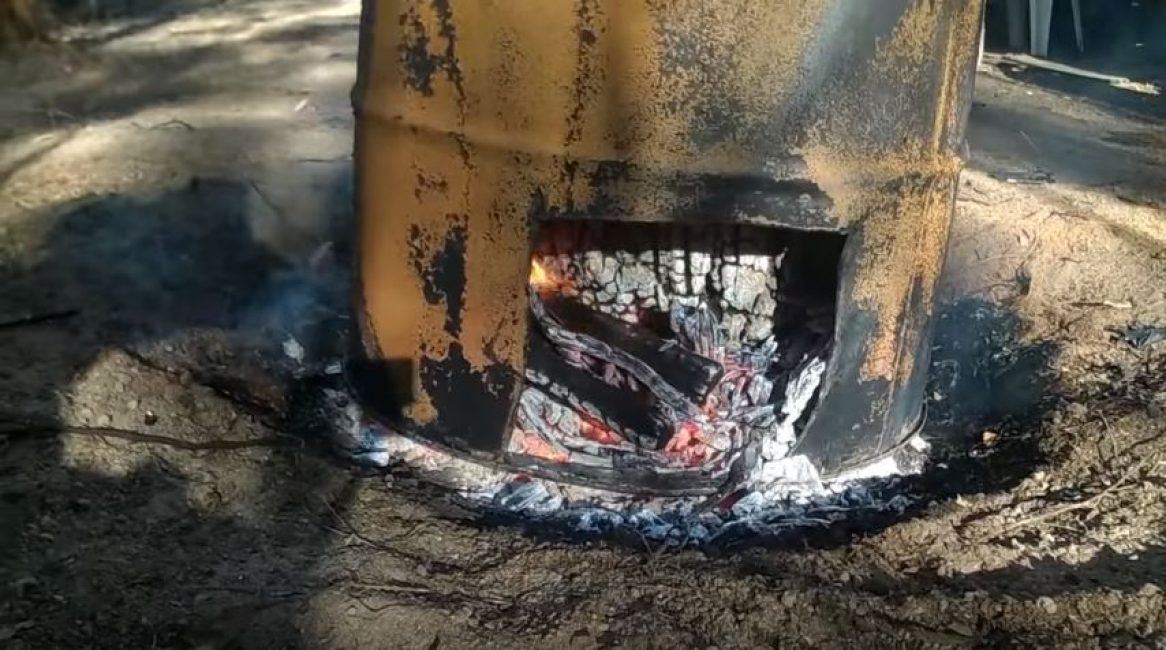a nap végén a csonk szénné változott,