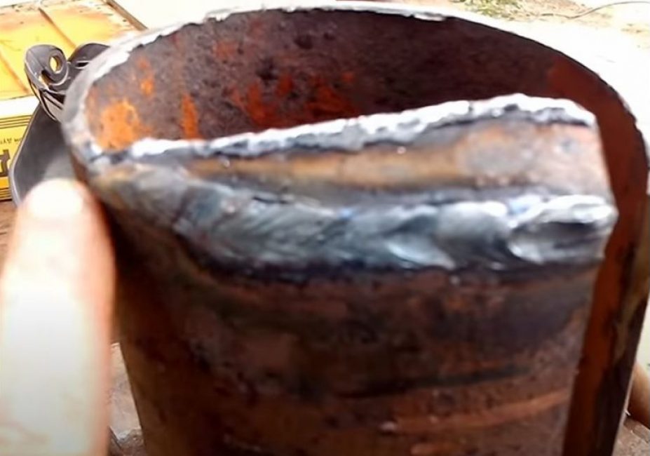 Doblamos con un martillo y hervimos la línea de doblado.